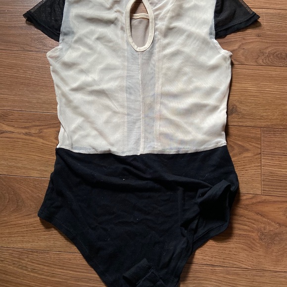 Black / tan lace body suit - Picture 2 of 4